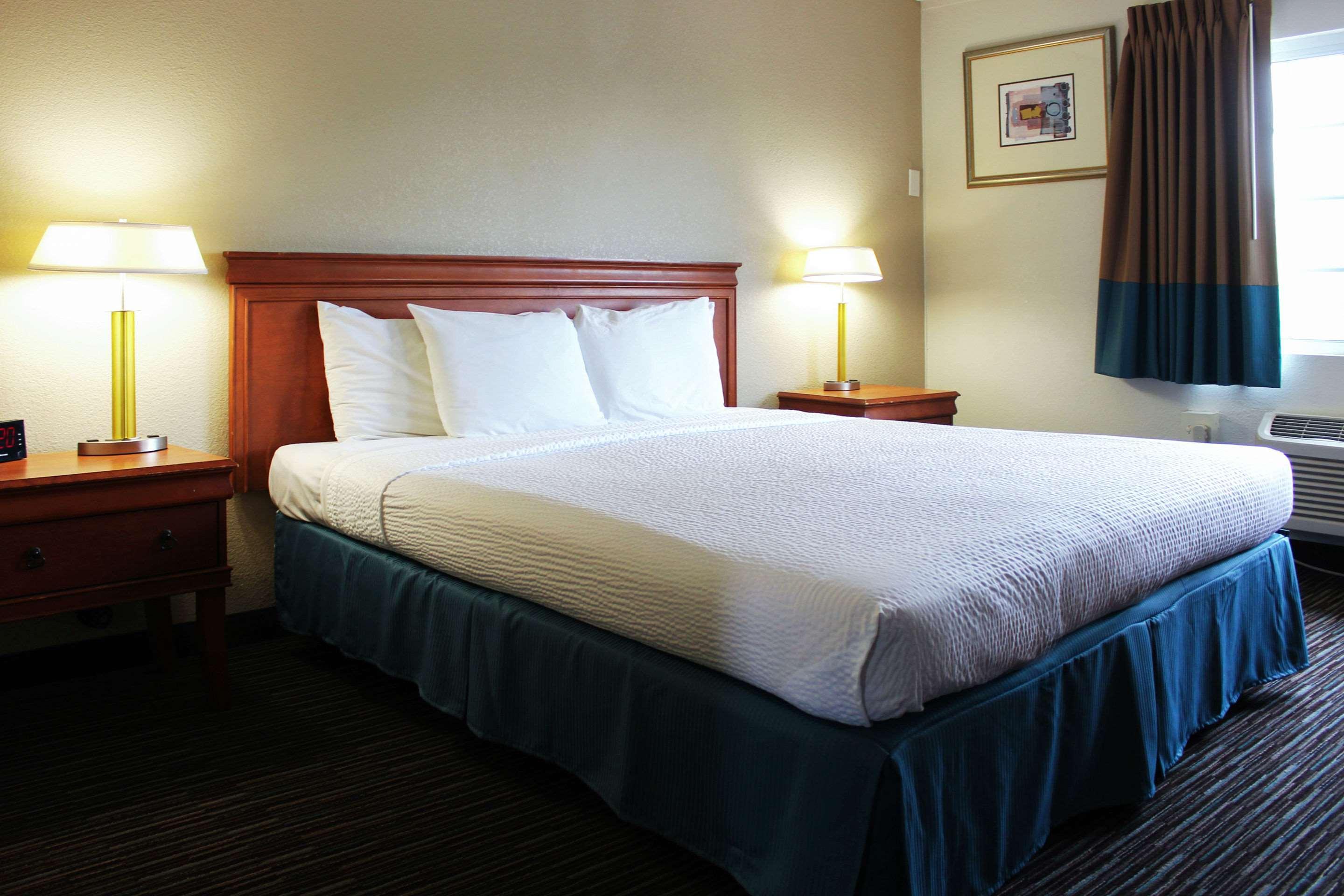 Rodeway Inn Near University-Gateway To Yosemite Merced Dış mekan fotoğraf