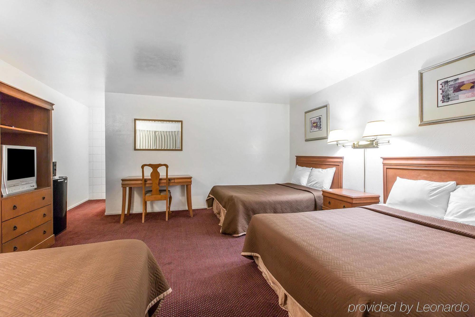 Rodeway Inn Near University-Gateway To Yosemite Merced Dış mekan fotoğraf