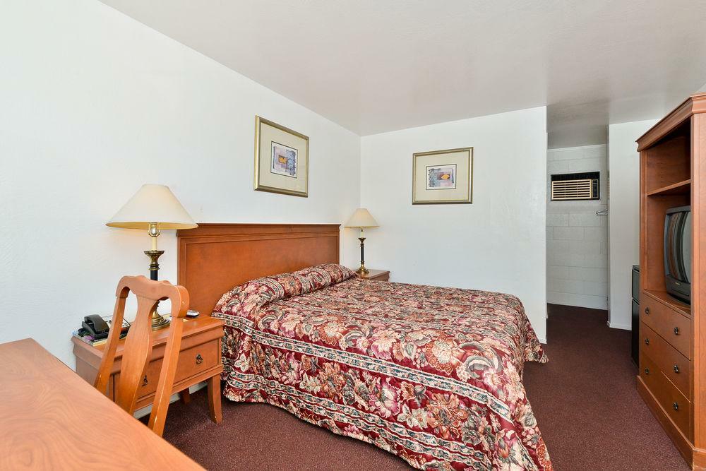 Rodeway Inn Near University-Gateway To Yosemite Merced Dış mekan fotoğraf